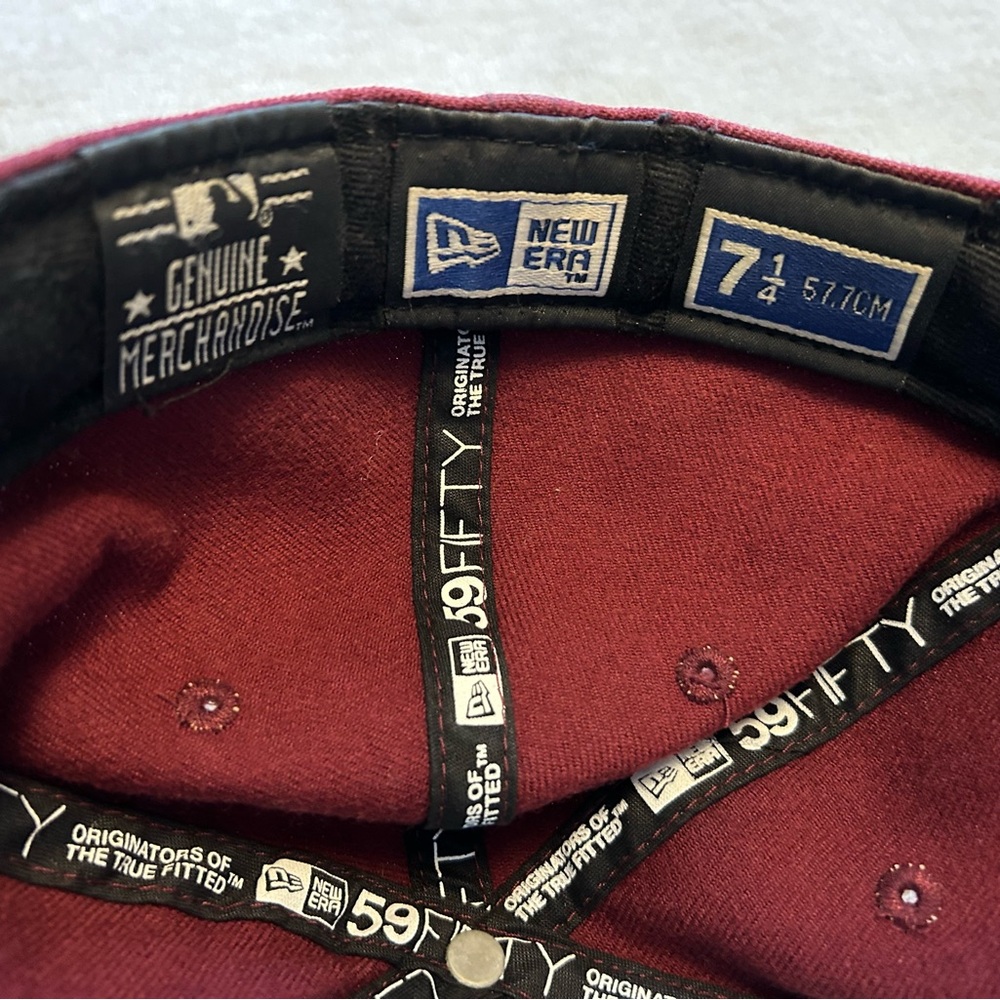 MLB Yankees Cap - Picture 5 of 5